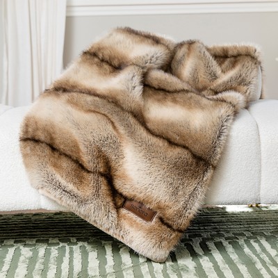 Tundra Heavyweight Fur Blanket